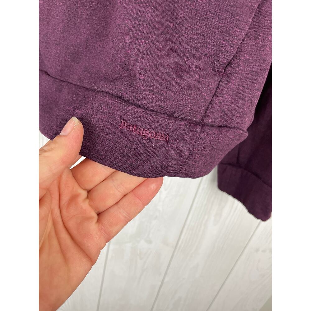 Patagonia Womens Capilene Thermal Weight Crew Polartec Baselayer Purple Sz L EUC - Picture 9 of 9